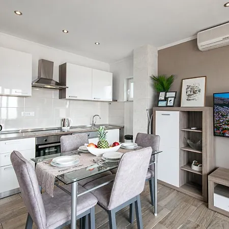 Apartments Villa Luce Makarska Exterior photo