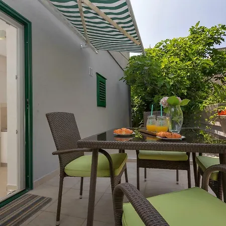 Apartments Villa Luce Makarska Exterior photo
