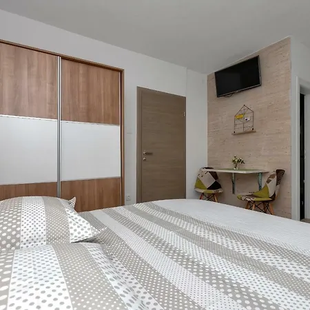 Apartments Villa Luce Makarska Exterior photo