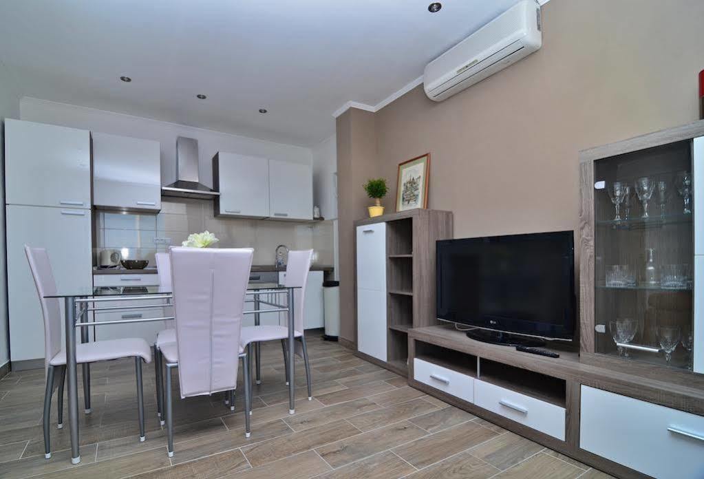 Luce Apartment Makarska